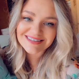 Meet your Posher, Leslie